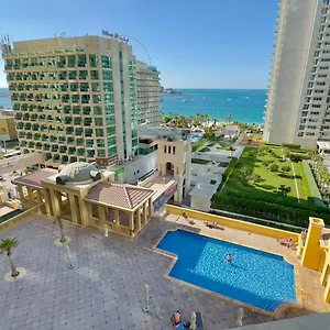 https://hostel-sea-breeze-jbr.dubaihotelsoffers.com